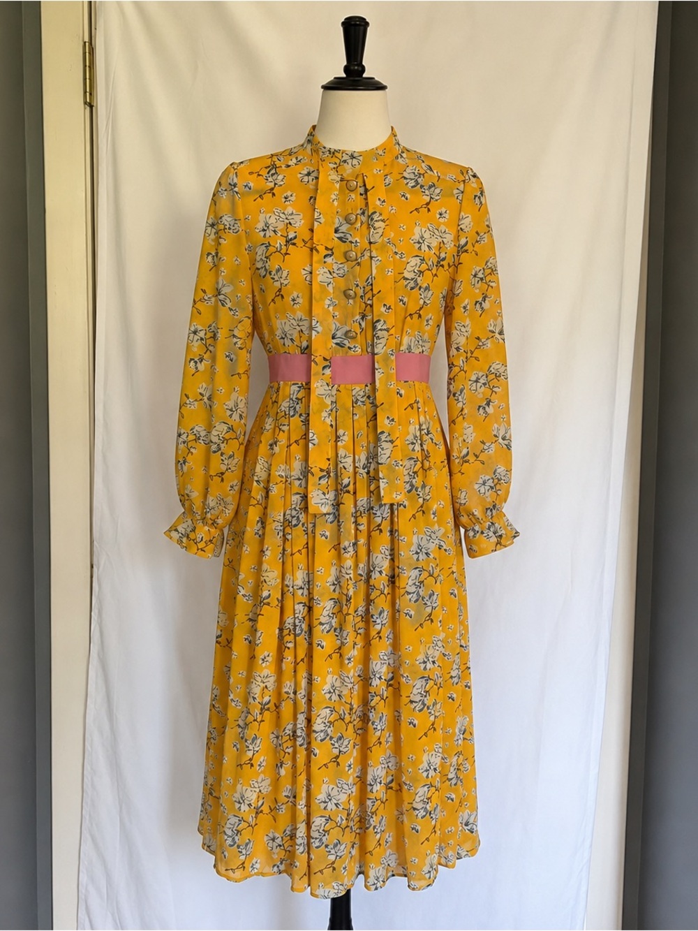 Dream Sister Jane‎ Yellow Floral Belted Midi Dress - Size XS